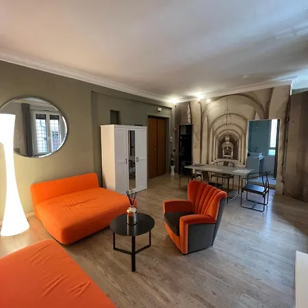 Colosseum Vibes Apartment *